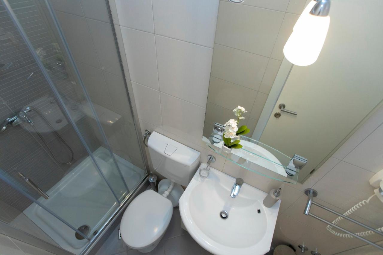 Villa Milenka - Apartmani Gorana Tučepi Eksteriør billede