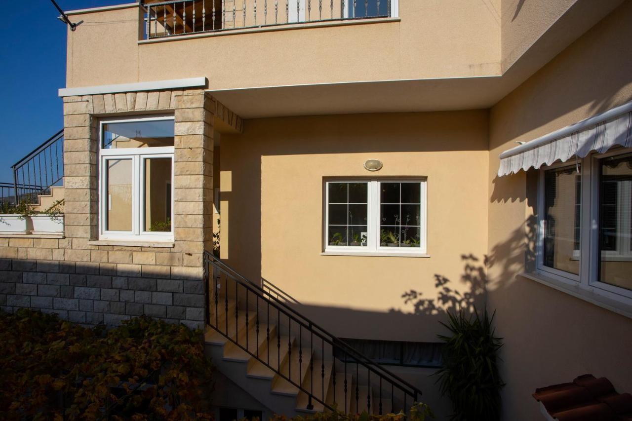Villa Milenka - Apartmani Gorana Tučepi Eksteriør billede
