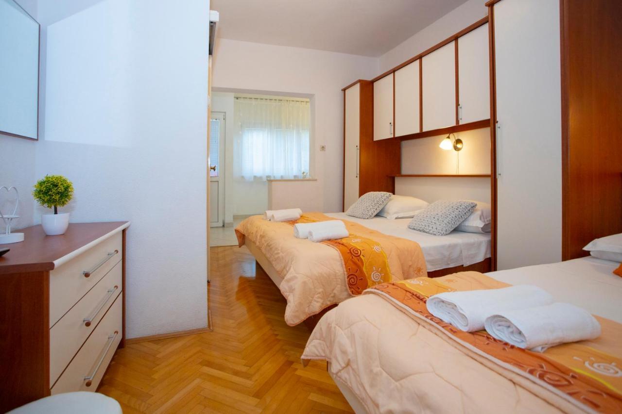 Villa Milenka - Apartmani Gorana Tučepi Værelse billede