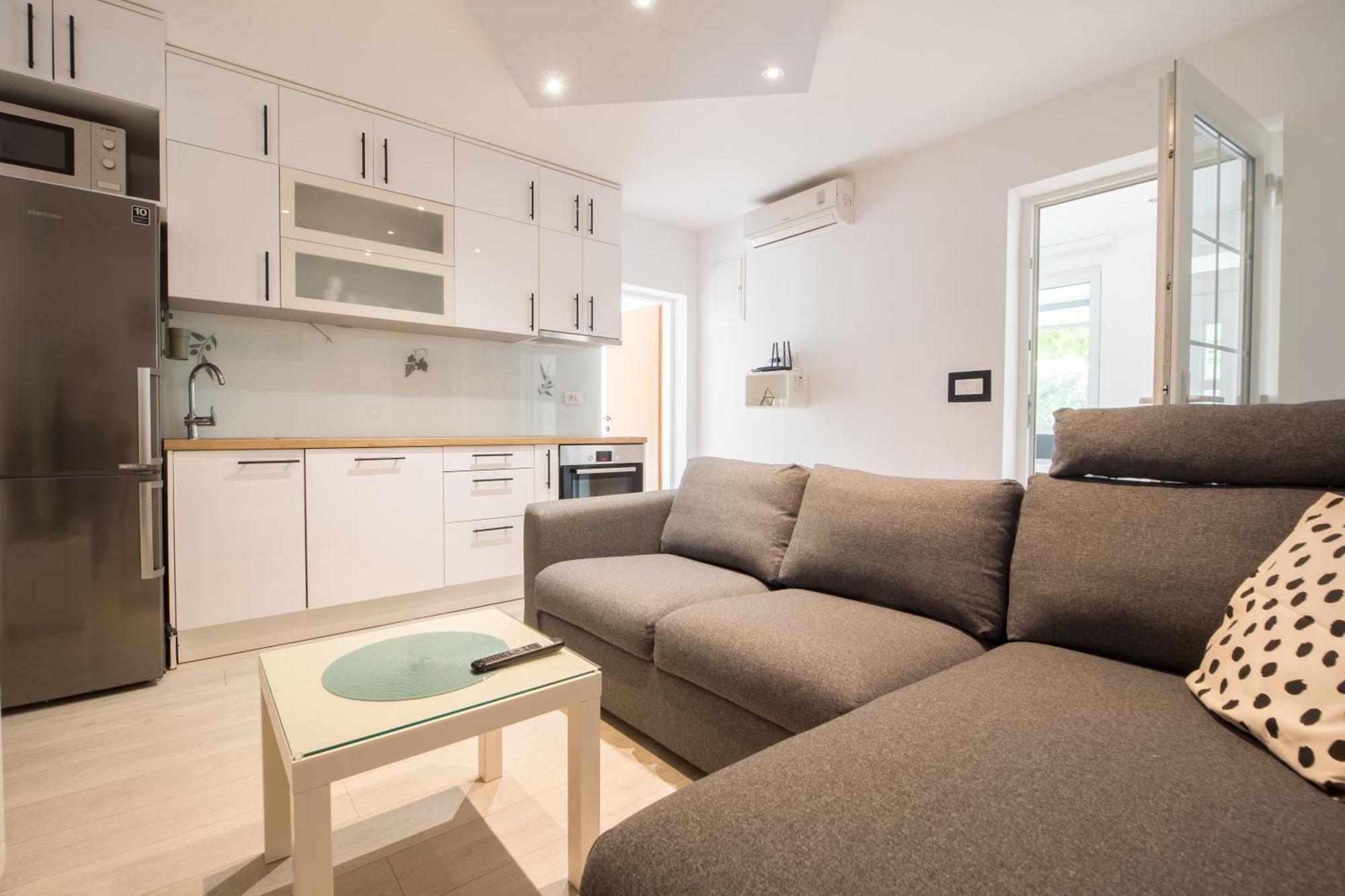 Villa Milenka - Apartmani Gorana Tučepi Værelse billede
